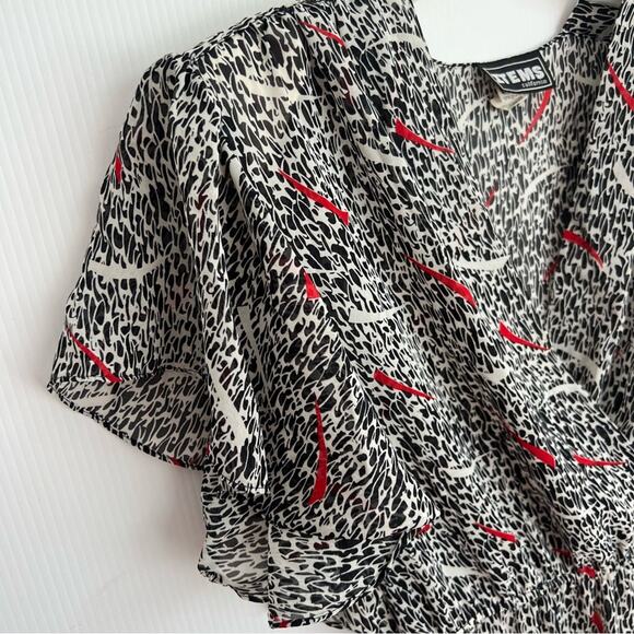 Vintage 1980s Wrap Semi Sheer Funky Cocktail Knee Length Red Black Dress - Picture 4 of 10